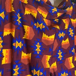 LuLaRoe Tall and Curvy Legging